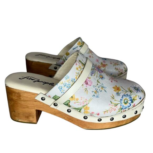 Free People Calabasas Boho Floral Round Toe Wooden Heel Clogs Shoes Size 38 - Picture 3 of 12